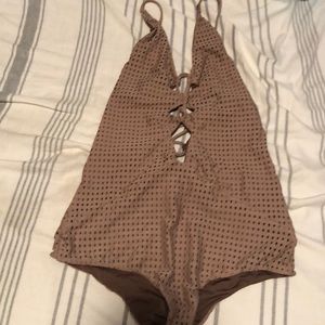 Acacia Kokomo barefoot mesh